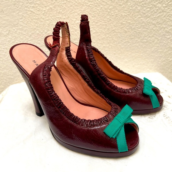 Marc Jacobs, Peep Toes, Slingback Heels, With Green Grosgrain Bows - Picture 2 of 10